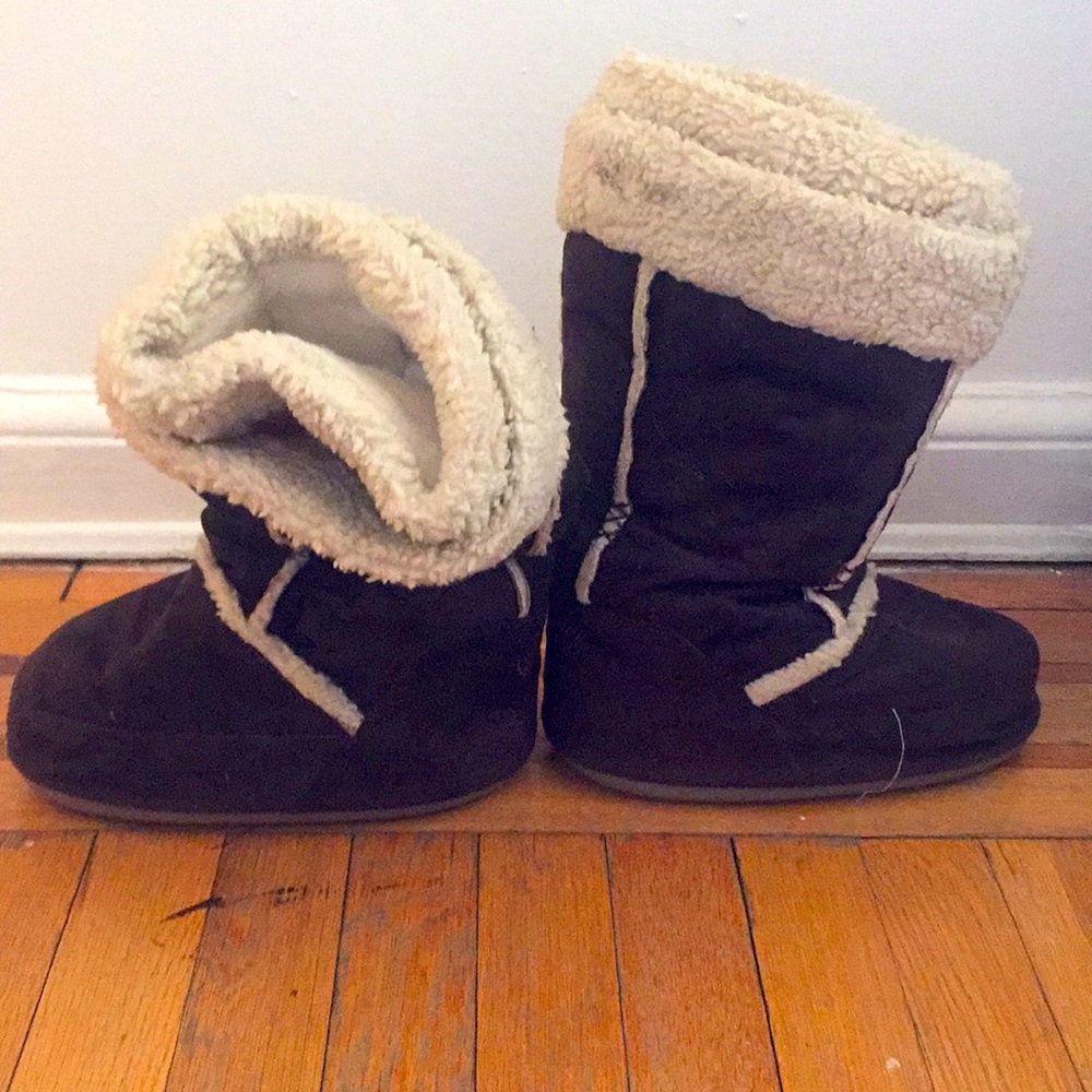 O’Neil brand snow boots, double insulated